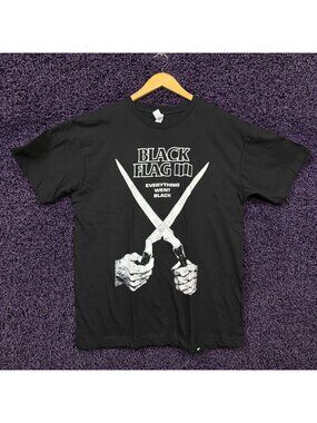 Black Flag Everything Went Black Punk Rock Band T-Shirt Size Large